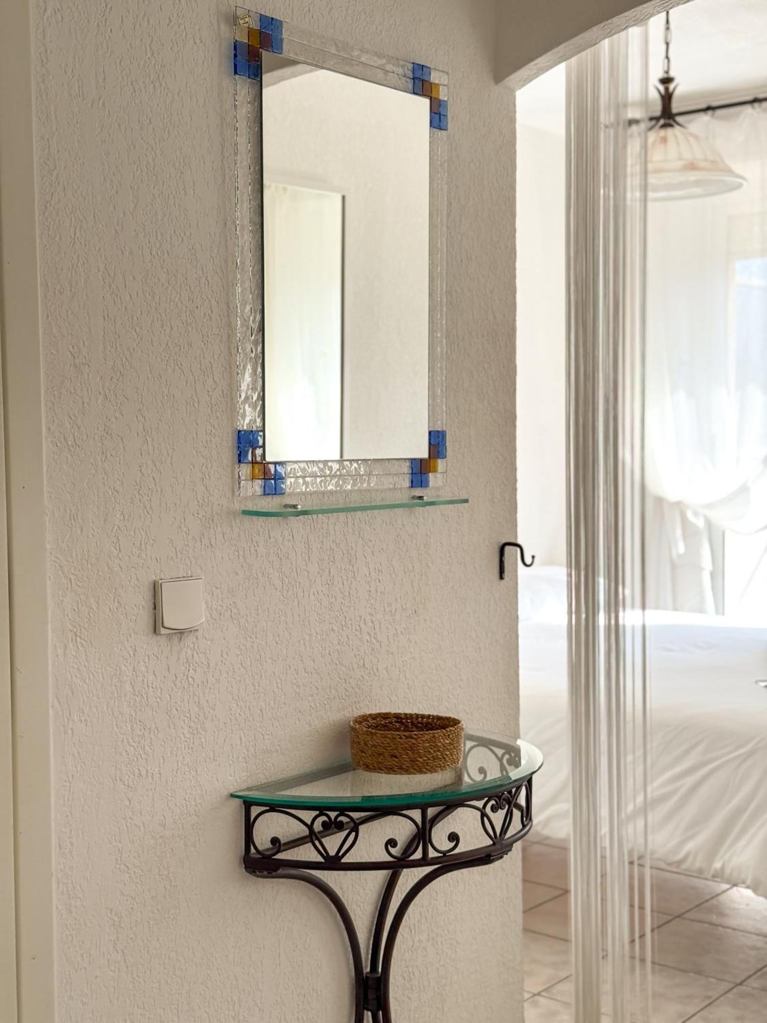 Coquet Appartement Avec Le Terrasse Sur Le Mer Rocabruna Exterior foto